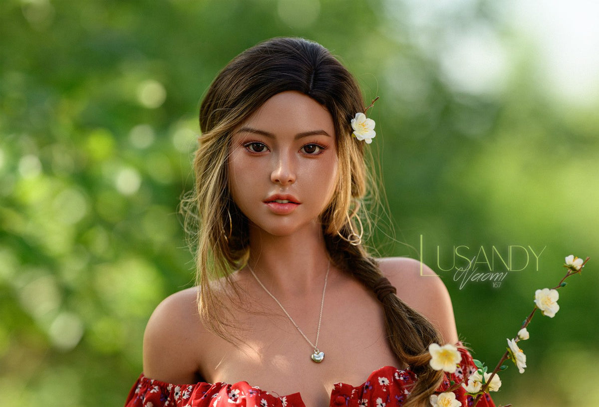 Lusandy Naomi 167 cm silicone doll